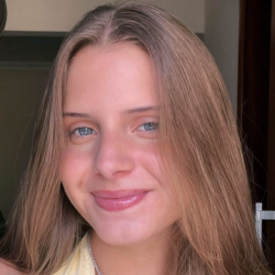Karin Medeiros